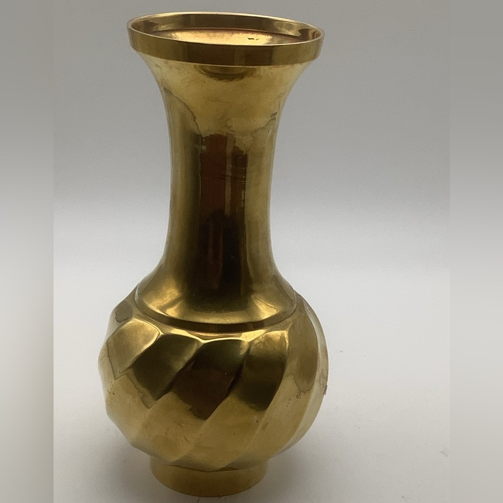 Hosley International  India Solid Brass 8” Vase